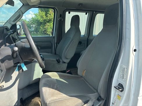 Used 2012 Ford E-350 and Econoline 350 XLT RWD image 28