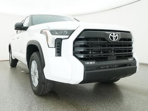 New 2026 Toyota Tundra SR5 AWD/4WD image 85
