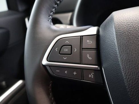 New 2026 Toyota Highlander XSE image 18