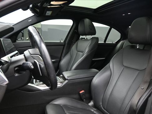 Used 2022 BMW 330i 330i w/ Premium Package image 11