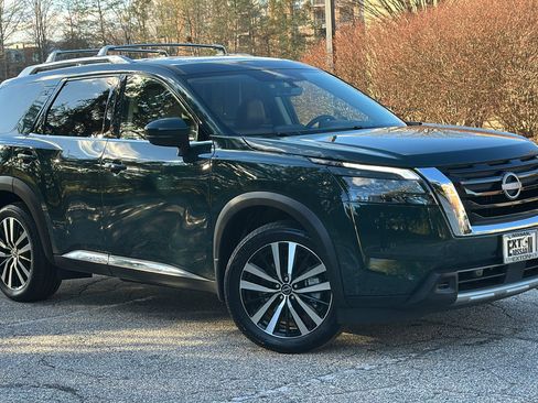 Certified 2025 Nissan Pathfinder Platinum w/ Cargo Package image 1