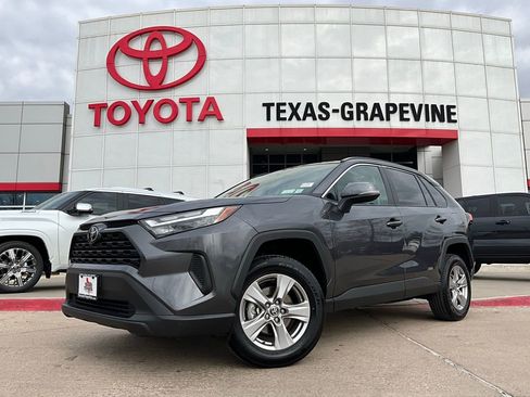 Used 2025 Toyota RAV4 XLE w/ Weather Package image 2