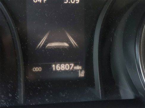 Certified 2021 Toyota Camry SE image 23