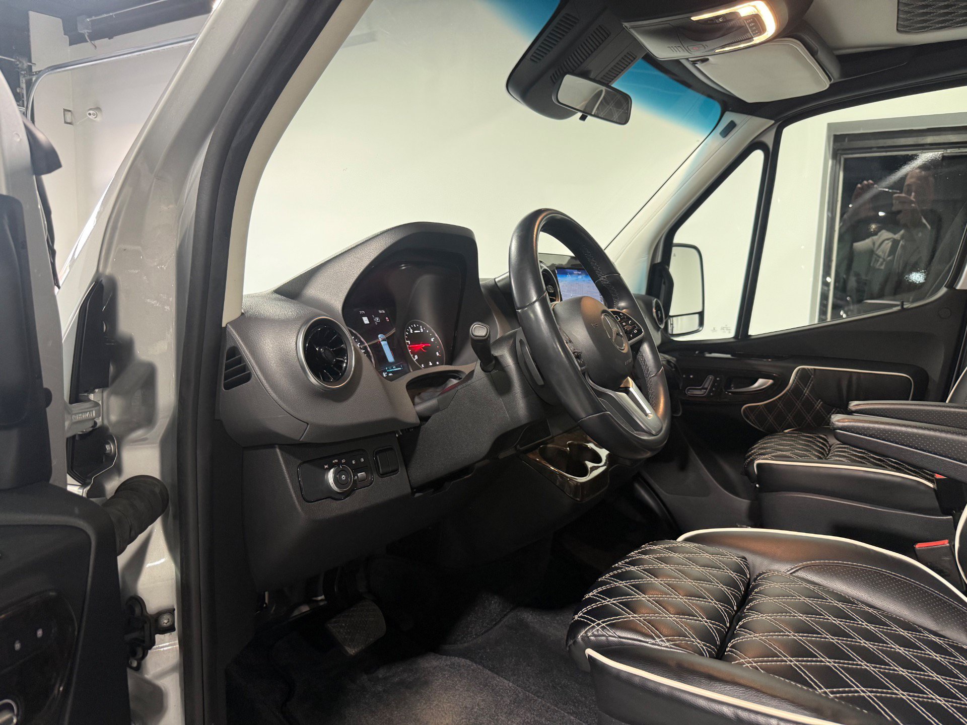 Used 2019 Mercedes-Benz Sprinter 4x4 170 image 29