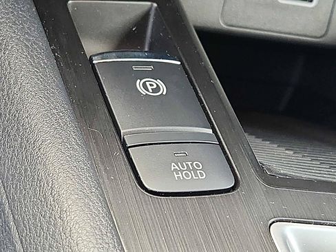 Certified 2025 Nissan Kicks S AWD/4WD image 24