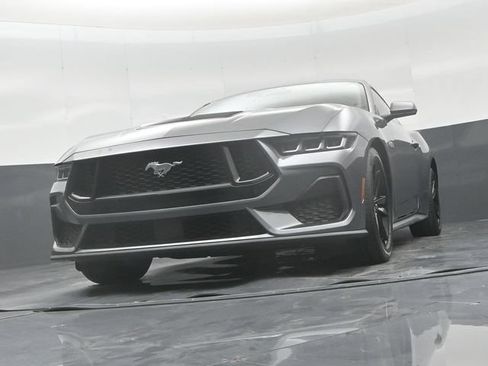 Used 2024 Ford Mustang GT RWD image 46