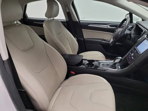 Used 2016 Ford Fusion Titanium FWD image 15
