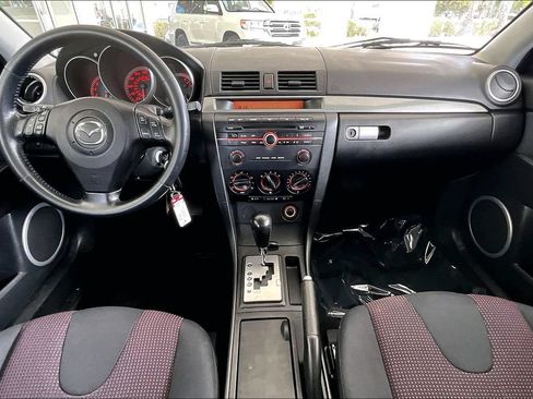 Used 2005 MAZDA MAZDA3 s FWD image 7