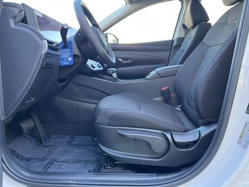 New 2026 Hyundai Tucson SE image 18