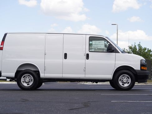 New 2025 Chevrolet Express 2500 w/ Driver Convenience Package RWD image 7