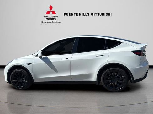 Used 2023 Tesla Model Y Long Range AWD/4WD image 7