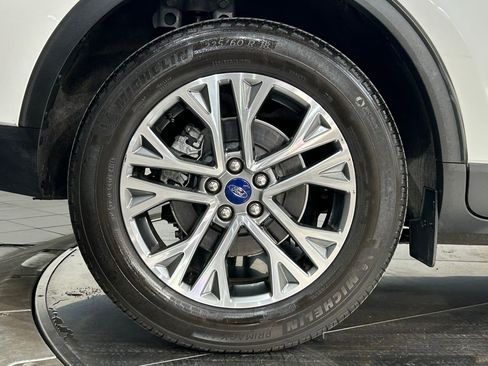 Used 2022 Ford Escape SEL AWD/4WD image 12