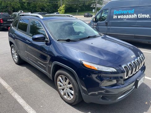 Used 2016 Jeep Cherokee Limited AWD/4WD image 2