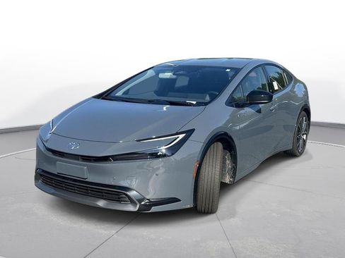 Certified 2025 Toyota Prius XLE FWD image 2