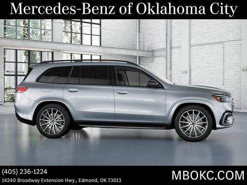 Used 2026 Mercedes-Benz GLS 450 4MATIC image 16