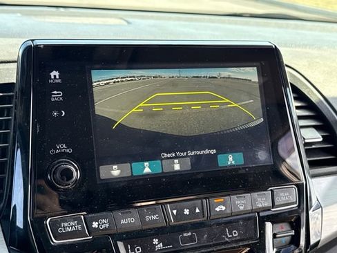 Used 2018 Honda Odyssey Touring image 27