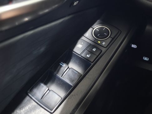 Used 2022 Lexus IS 300 w/ Premium Package RWD image 16