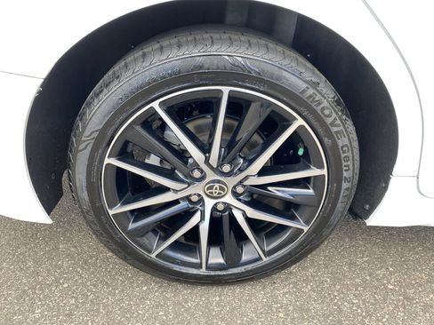 Used 2024 Toyota Camry SE FWD image 16