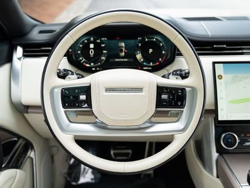 Used 2023 Land Rover Range Rover Long Wheelbase First Edition image 30