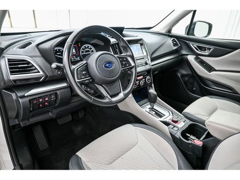 Used 2022 Subaru Forester Premium AWD/4WD image 32