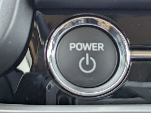 New 2025 Mitsubishi Outlander SEL image 33