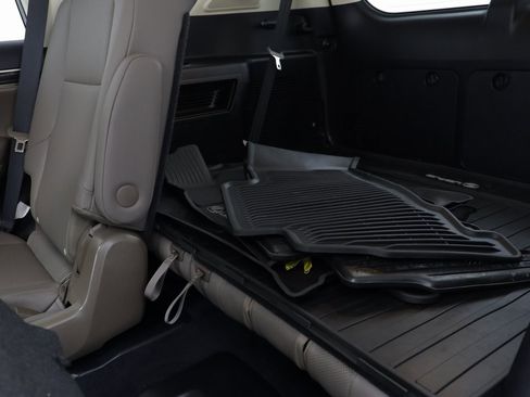 Used 2021 Lexus GX 460 Premium image 16