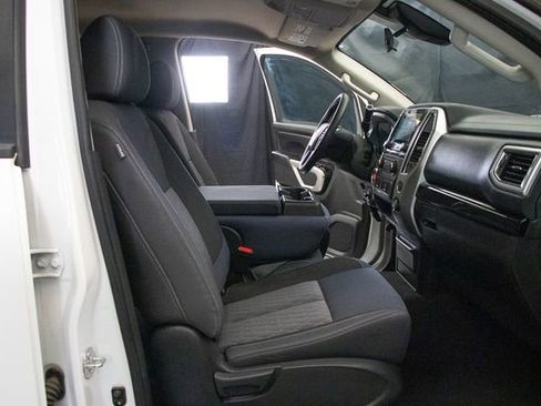 Used 2021 Nissan Titan SV w/ Accessory Utility Package AWD/4WD image 17