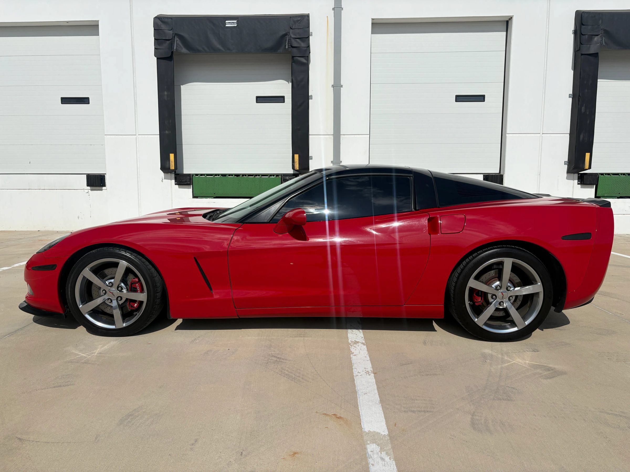 Used 2009 Chevrolet Corvette Coupe w/ Preferred Equipment Group RWD image 6
