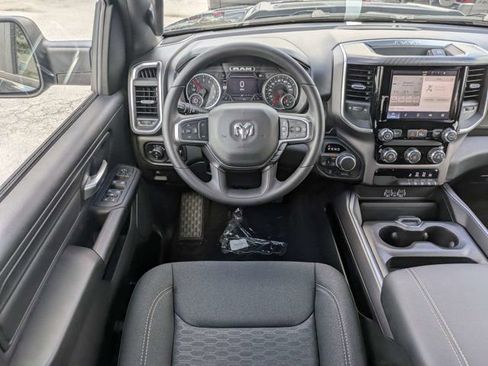 New 2026 RAM 1500 Express AWD/4WD image 15