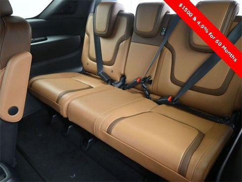 New 2025 Nissan Armada SL w/ Captain's Chari Seat Package image 19