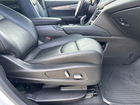 Certified 2022 Cadillac XT5 Luxury image 13