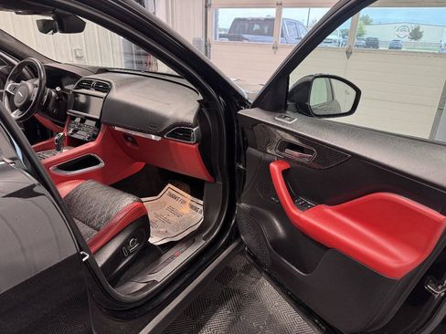 Used 2020 Jaguar F-PACE SVR AWD/4WD image 23