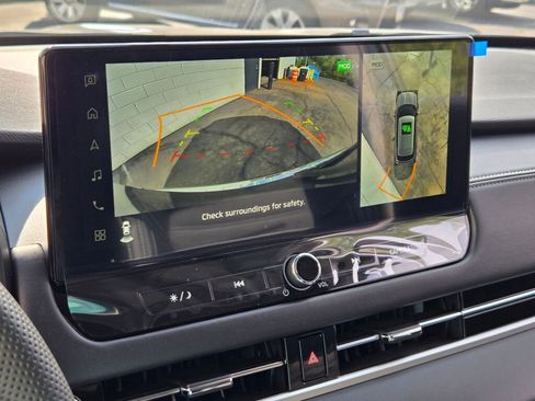 New 2025 Mitsubishi Outlander SE image 27