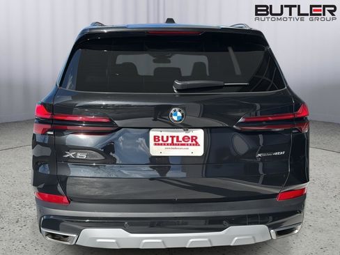 Used 2025 BMW X5 xDrive40i w/ Premium Package image 4