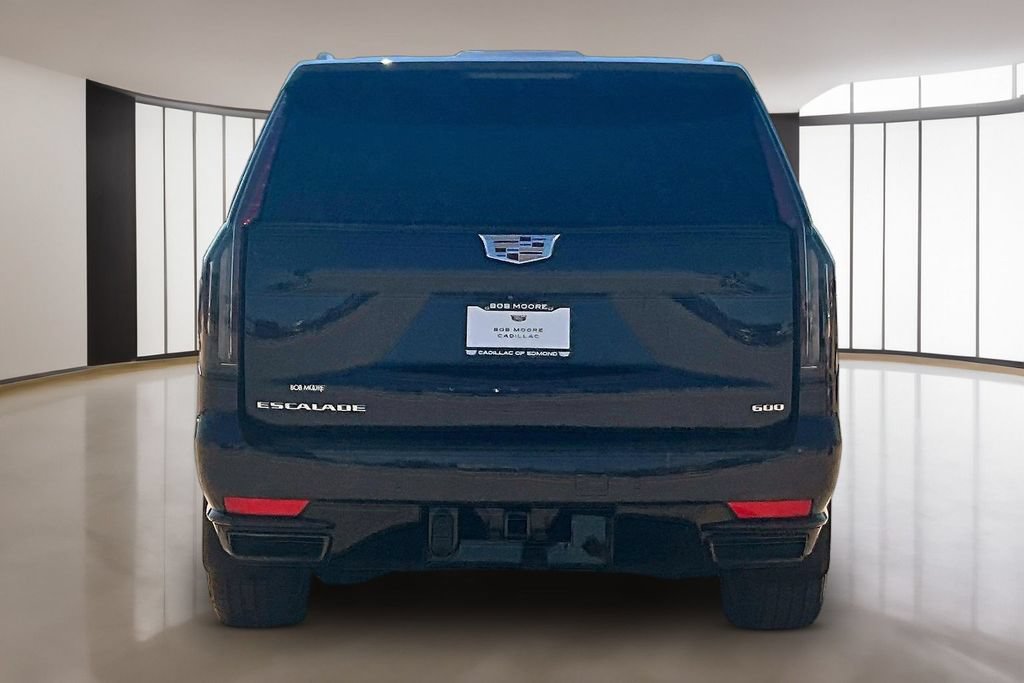 Used 2024 Cadillac Escalade Sport Platinum AWD/4WD image 4