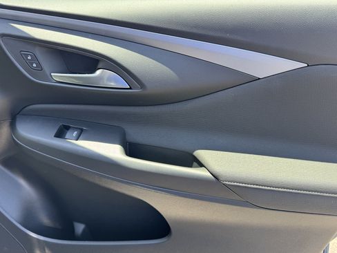 New 2026 Buick Envista Preferred w/ Convenience I Package FWD image 9