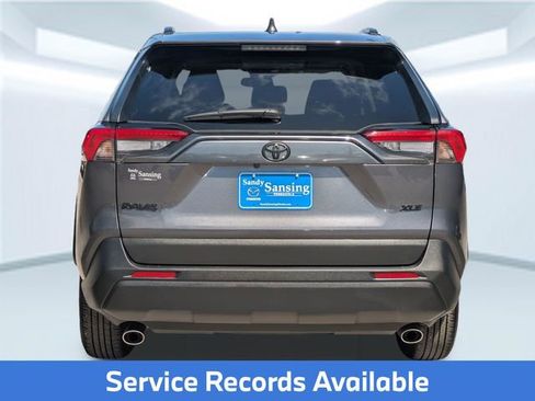 Used 2025 Toyota RAV4 XLE w/ Convenience Package image 5