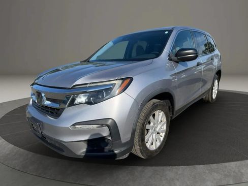 Used 2019 Honda Pilot LX image 1