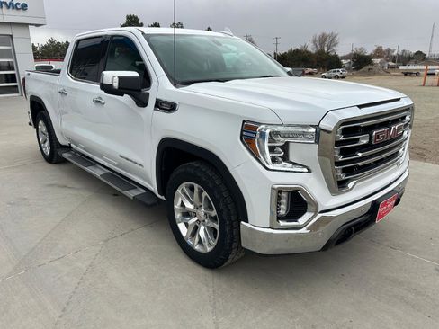 Used 2022 GMC Sierra 1500 SLT w/ Driver Alert Package I image 2