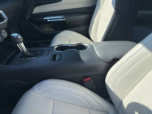 Used 2024 Ford Mustang GT Premium image 9