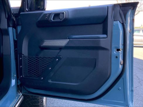 Used 2023 Ford Bronco Outer Banks w/ Sasquatch Package image 22