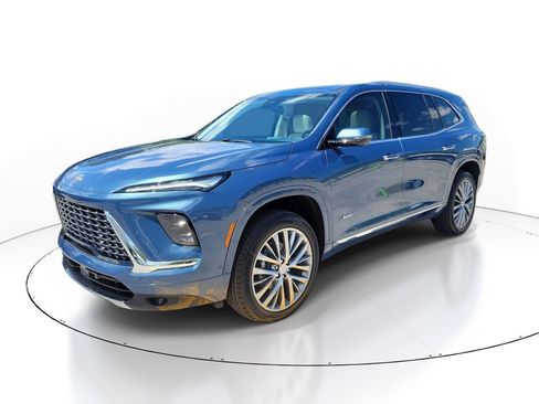 New 2026 Buick Enclave Avenir w/ Super Cruise Package image 2