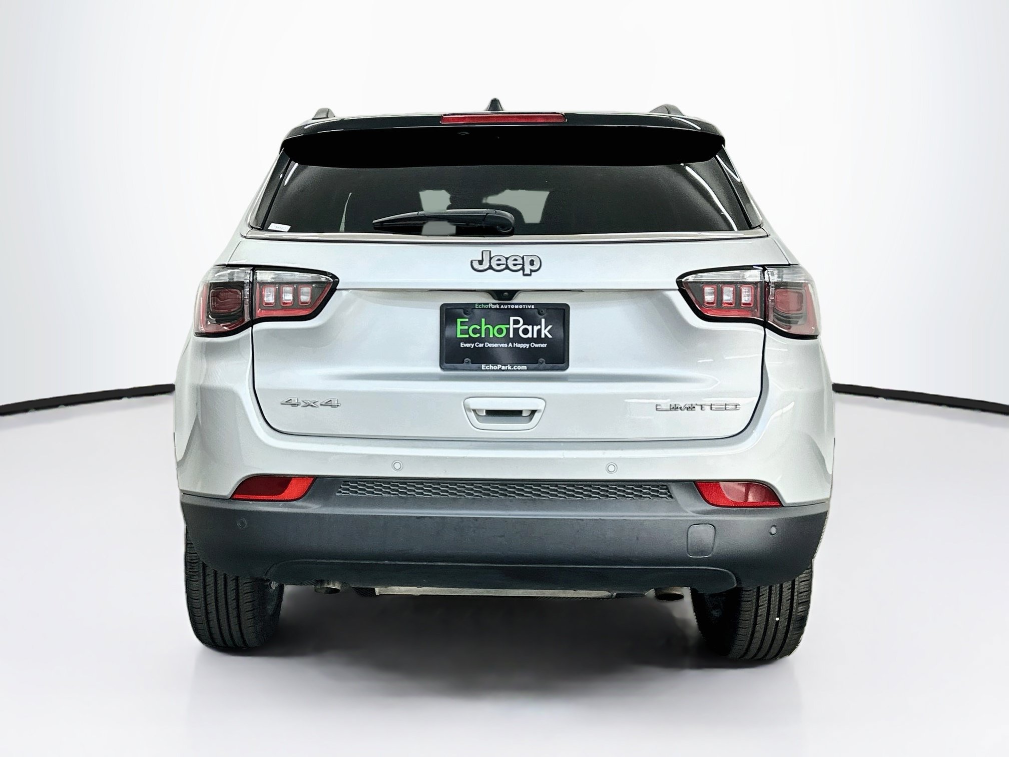 Used 2025 Jeep Compass Limited AWD/4WD image 7