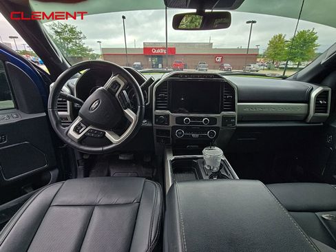 Used 2022 Ford F250 Lariat w/ Black Appearance Package image 22