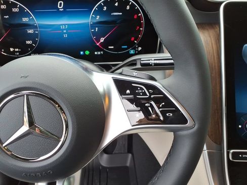 Certified 2026 Mercedes-Benz GLC 300 4MATIC image 21