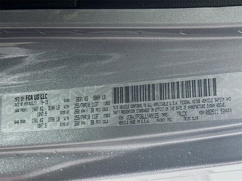 Used 2020 Jeep Gladiator Overland image 37