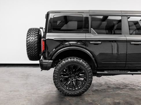 Used 2025 Ford Bronco Badlands AWD/4WD image 24