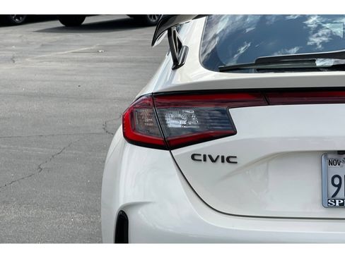 Used 2025 Honda Civic Type R image 13
