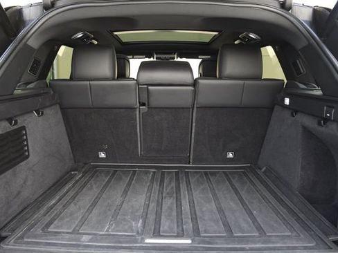 Used 2021 Land Rover Range Rover Sport HSE Silver Edition image 32