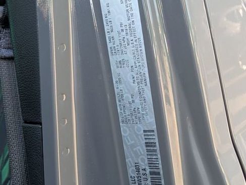 Used 2021 Jeep Wrangler Unlimited Sport S image 32